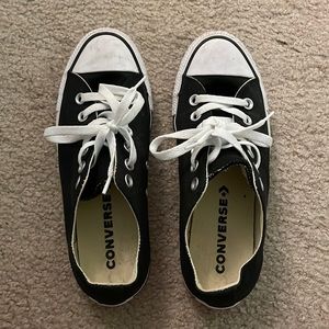 Women’s Converse Low Tops, Size 7 Black and White